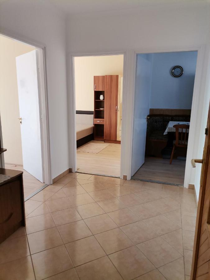 Lea Apartman Harkány Exterior foto