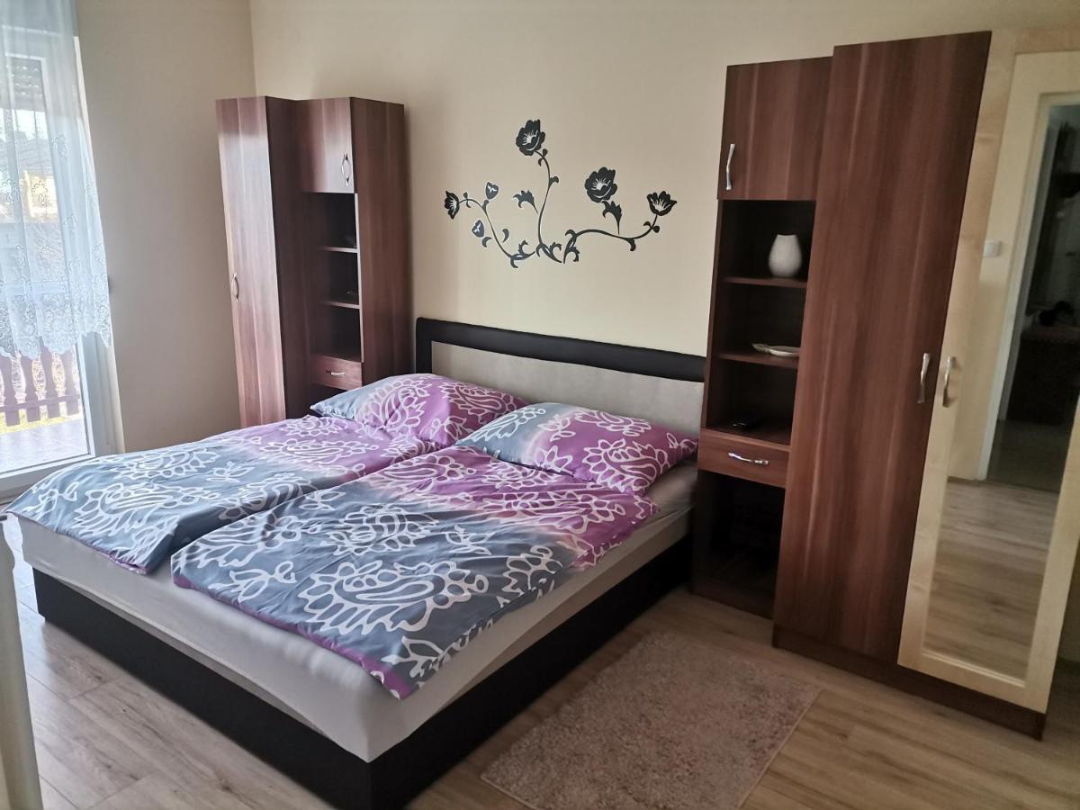 Lea Apartman Harkány Exterior foto