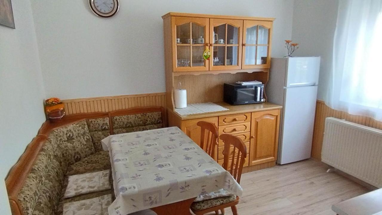 Lea Apartman Harkány Exterior foto